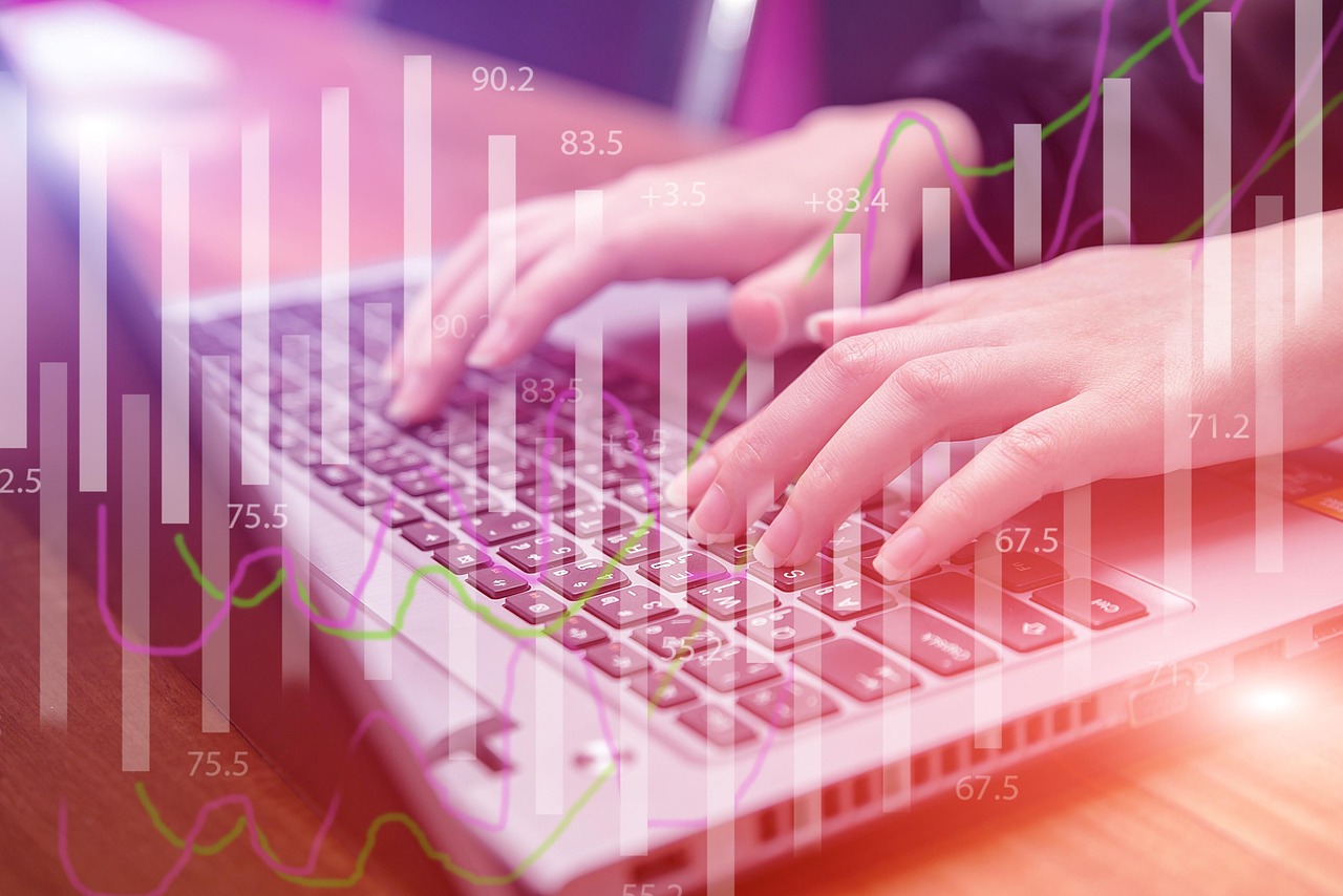 Analýza dat v Google Analytics 4 pro SEO